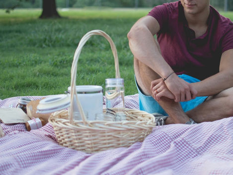 How to Build an Unforgettable Father's Day Gift Basket