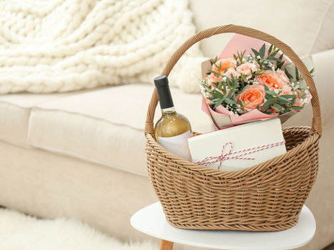 Crafting the Perfect Valentine’s Gift Basket with SimplePrints