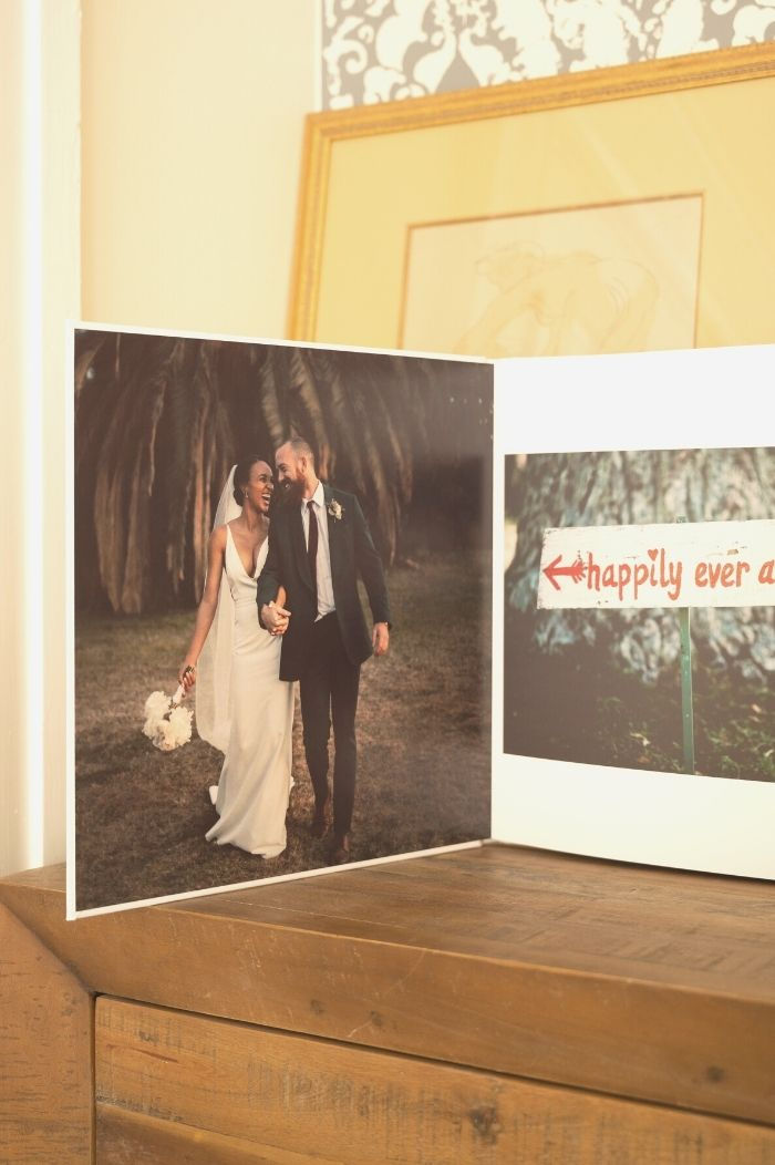 Create a custom wedding photo album for yourself and your spouse or the newlyweds in your life. Make custom wedding Photo Book with your phone with SimplePrints app.