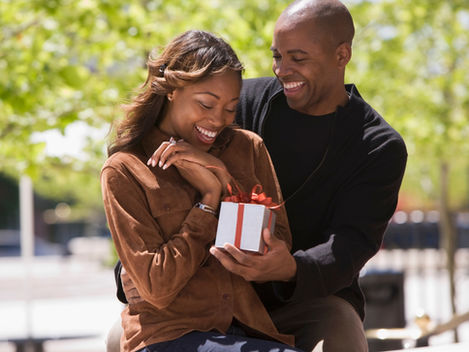Unique Personalized Gifts for This Valentine’s Day