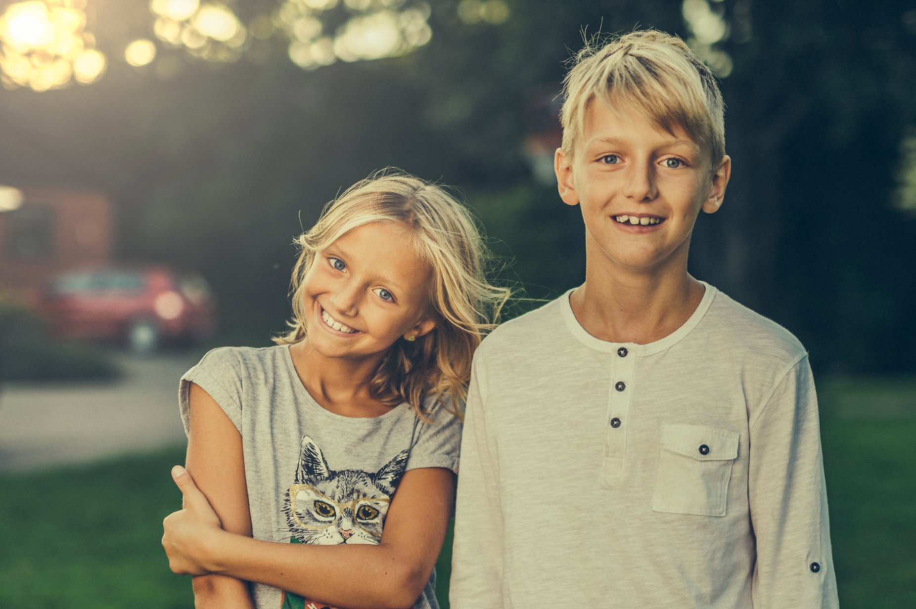 SimplePrints recommends to make most times of day bring warm, soft light and are called “golden hours.” Photos during golden hours often look a bit magical, happy, and have dimension.