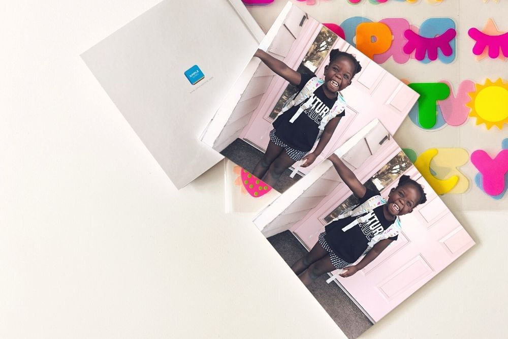 Mini Photo Books by SimplePrints is a pocket-sized Photo book that can easily fit in the pocket of your purse or backpack, allowing for easy access at any time.