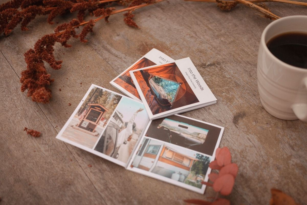 If he mom in your life loves to travel, then creating a travel photo book with SimplePrints Mini photo books could be a perfect option for her to reminisce the beautiful Travel memories