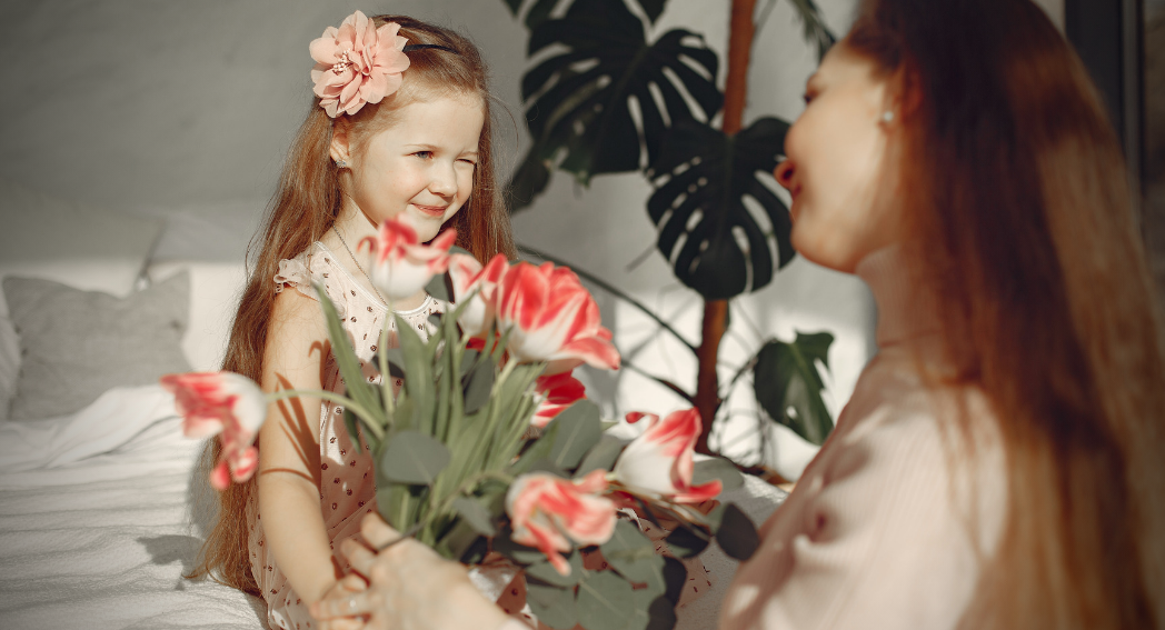 MAKE THE CELEBRATION OF MOTHER’S DAY SPECIAL THIS YEAR WITH SIMPLEPRINTS PHOTO GIFTS!