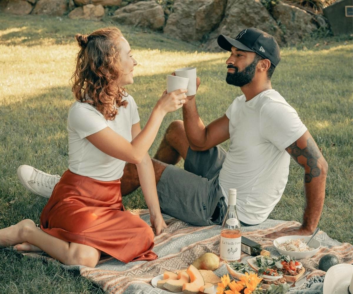 Spring Photoshoot Ideas for Couples by SimplePrints. Celebrate with soft pastel colors, creams and whites, and neutral beiges!