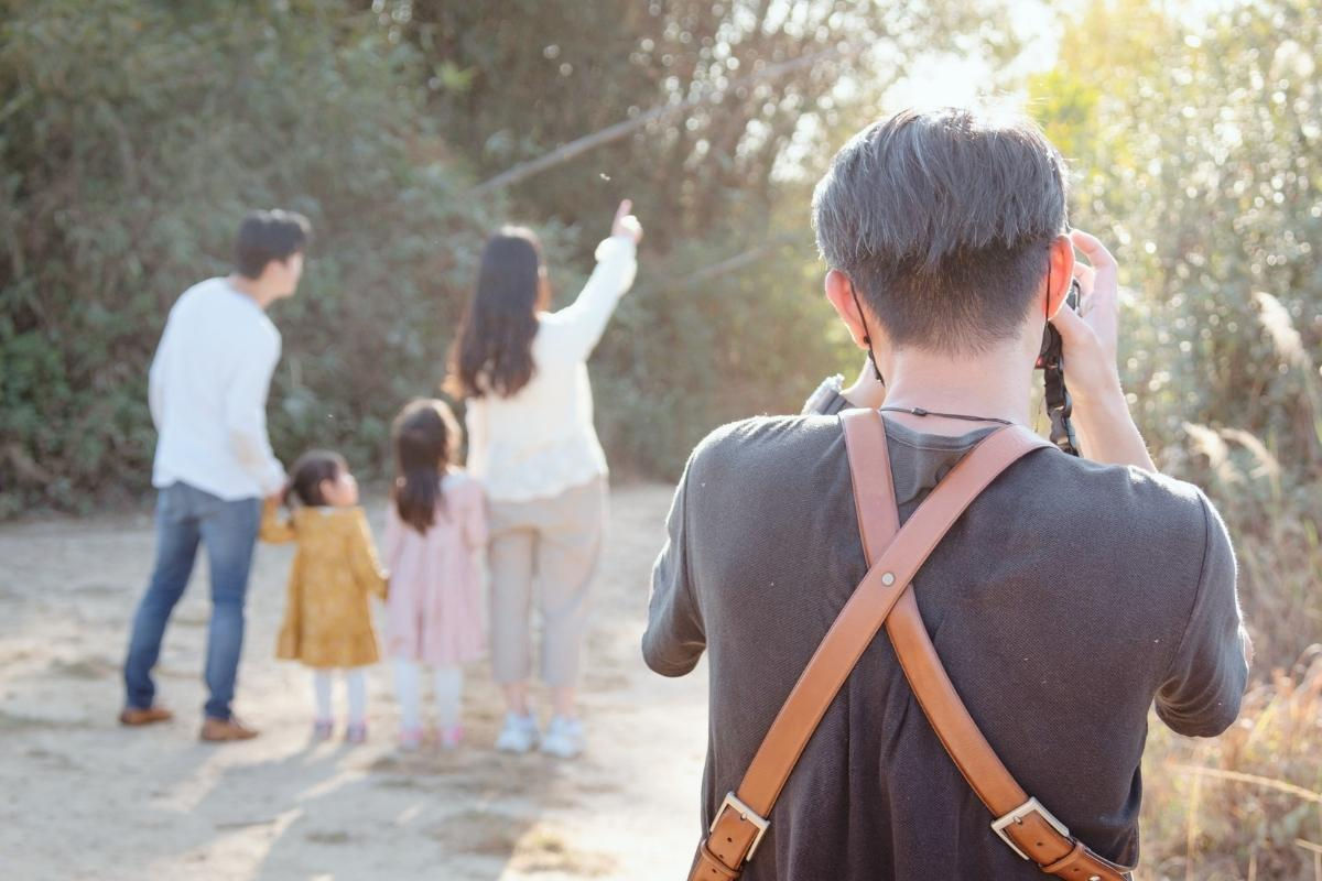 Outdoor family photoshoot