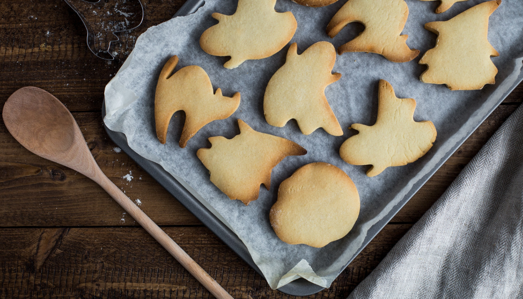 Bake cookies at home & decorate them this Halloween. Have fun with baking this Halloween